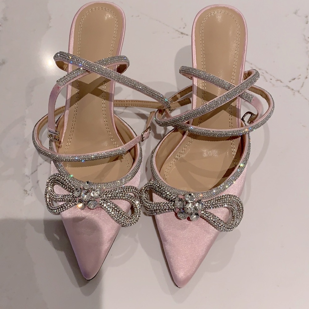 Pink sparkly heels new never worn